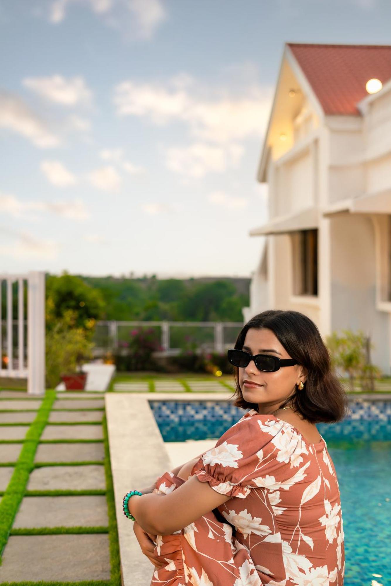 Ekostay Luxe - Casa Noah - Paddle Court & Sunset Point Lonavala Exteriör bild