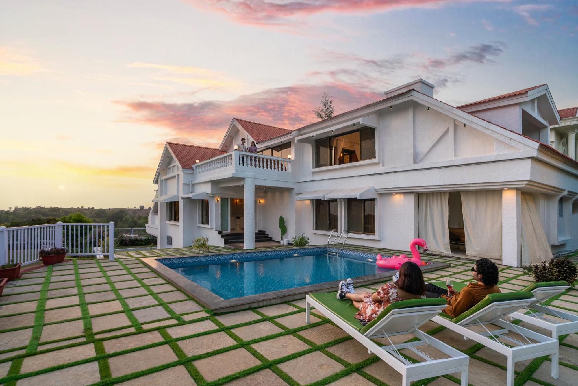 Ekostay Luxe - Casa Noah - Paddle Court & Sunset Point Lonavala Exteriör bild