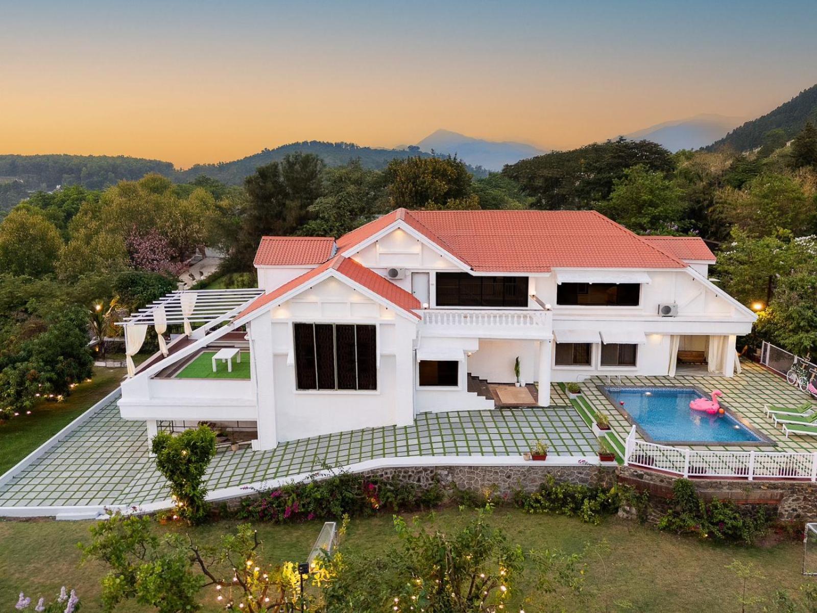 Ekostay Luxe - Casa Noah - Paddle Court & Sunset Point Lonavala Exteriör bild